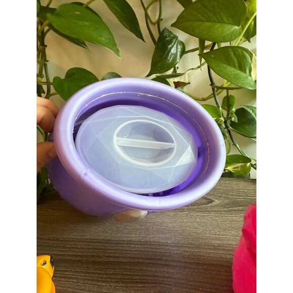 Magic Mixies Magical Cauldron with Potion Bottles – Moose Toys - Picture 8 of 11